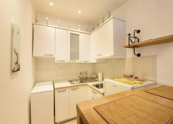 Apartament Devana 2 *